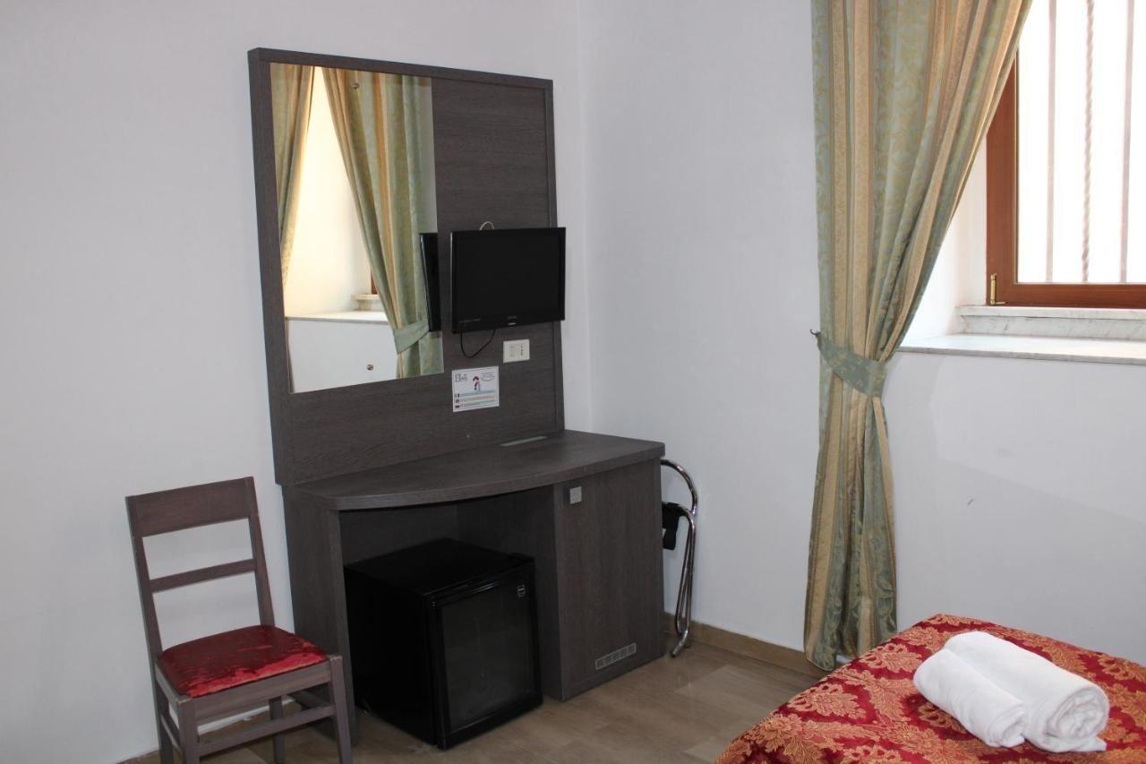 Center 2 Hotel Roma